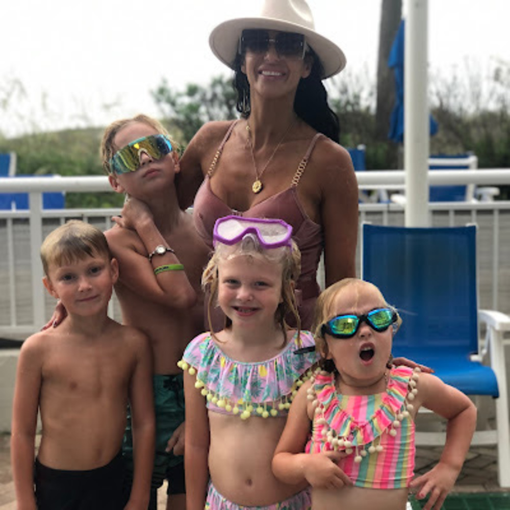 Meet your Posher, Amber